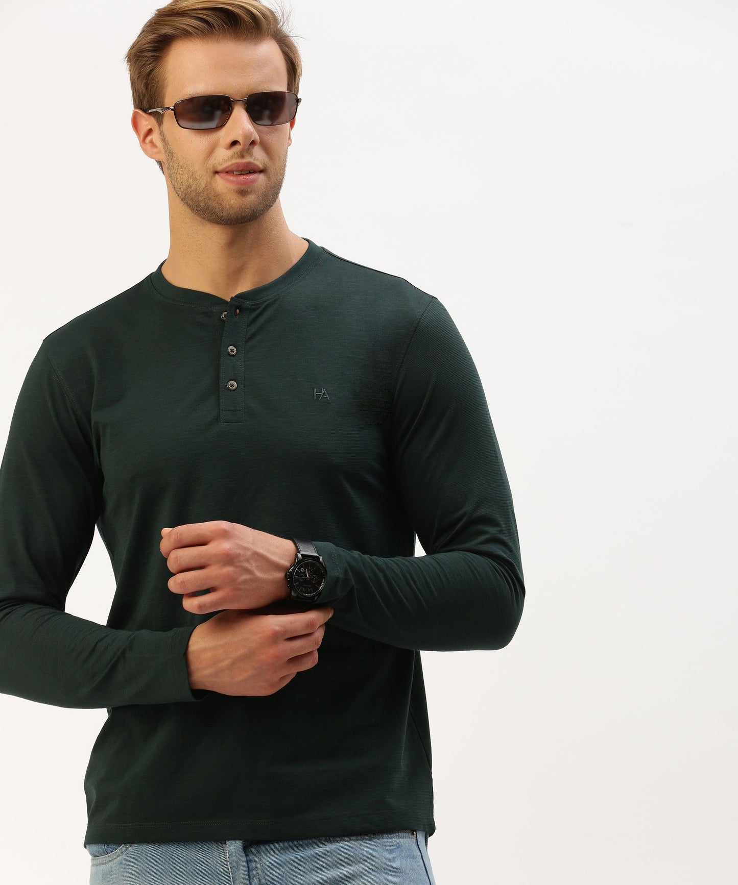 Men's solid henley neck t-shirt - HEREAFTER